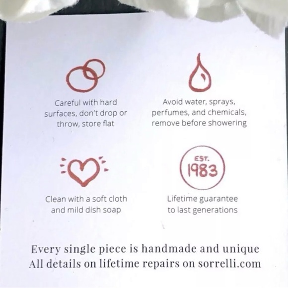 Sorrelli Crystal Rock Halo Drop Earrings NWT - Picture 6 of 8